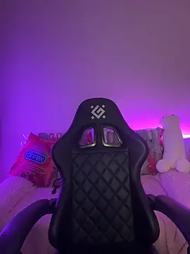 Your insomniya online show from October 2025 10:30:01 PM