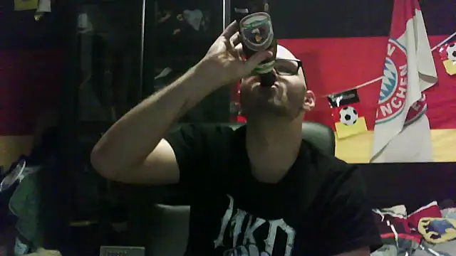 Die-geile-Sau online show from November 2025 08:20:01 PM