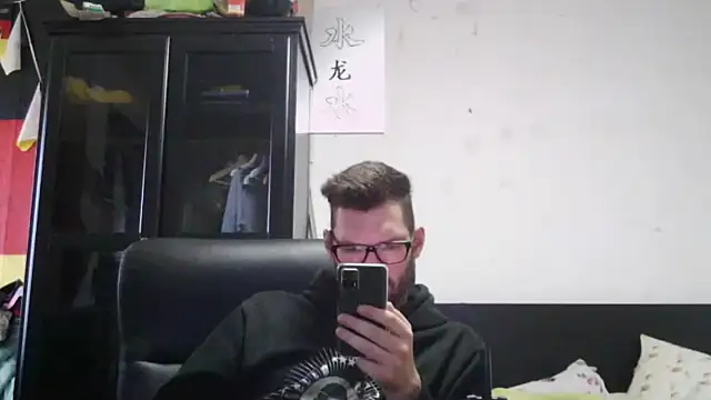 Die-geile-Sau online show from April 2026 05:05:02 PM