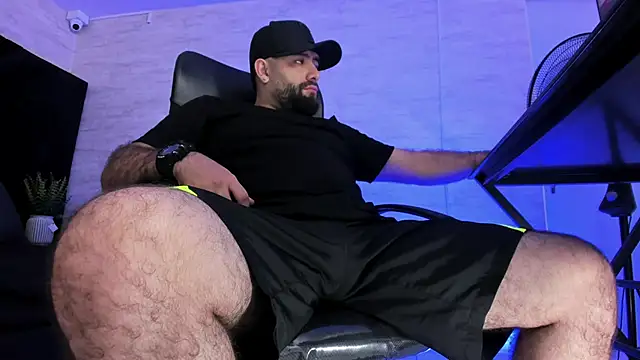 jhon bear03 online show from June 2026 11:23:01 AM
