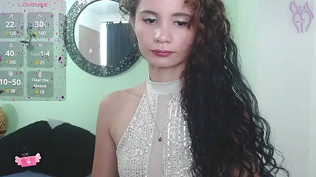 Snapshot of Sofia_Franco_ chatting on December 2024 07:12:02 PM Sofia Franco online show from December 2024 07:12:02 PM