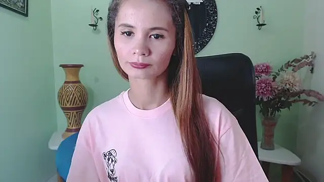 Sofia Franco  online show from September 2025 06:56:02 PM