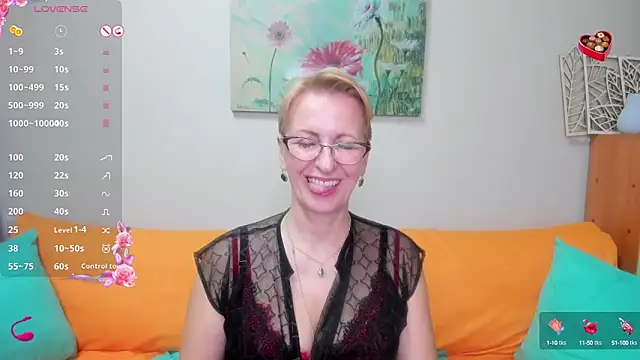 iamyourdream89 online show from February 2025 08:00:02 PM