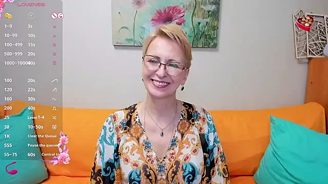 iamyourdream89 online show from March 2025 03:28:02 PM