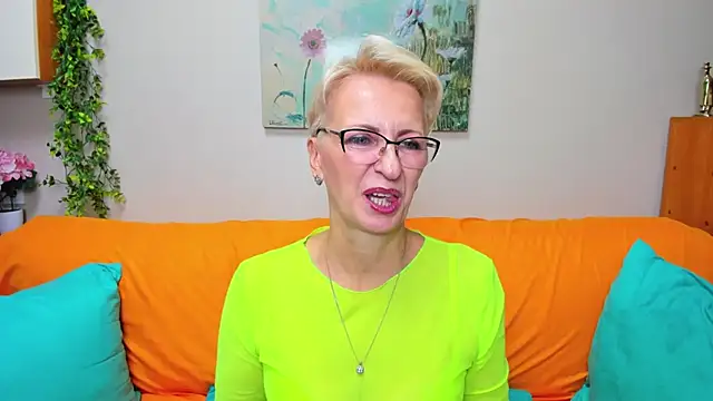 iamyourdream89 online show from September 2025 09:25:02 AM