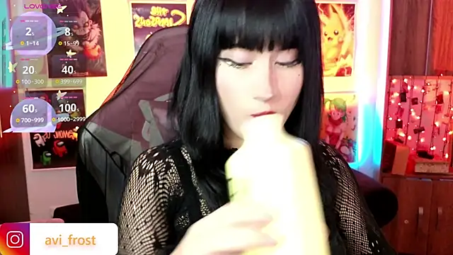 Snapshot of avi_frost chatting on January 2025 06:45:01 AM avi frost online show from January 2025 06:45:01 AM