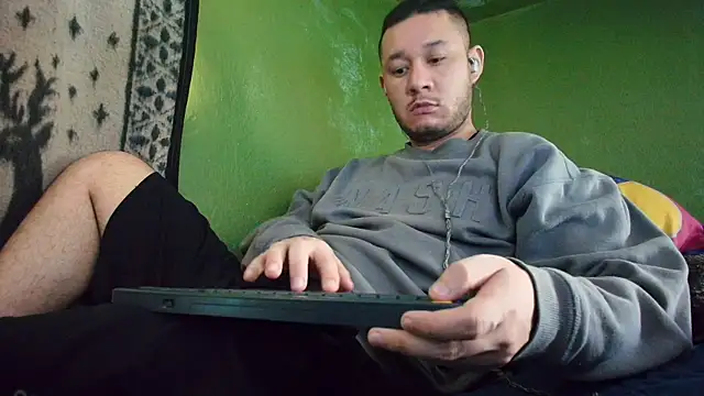 sweet cock28 online show from February 2025 03:36:02 PM