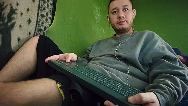 sweet cock28 online show from February 2025 03:32:02 PM