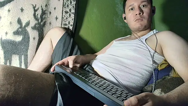 Snapshot of sweet_cock28 chatting on June 2026 03:08:02 AM sweet cock28 online show from June 2026 03:08:02 AM