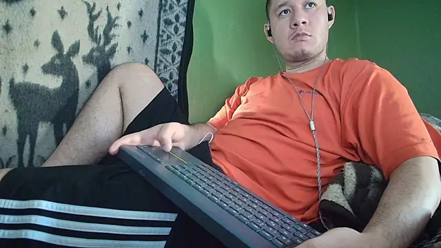 Snapshot of sweet_cock28 chatting on June 2026 03:03:01 PM sweet cock28 online show from June 2026 03:03:01 PM