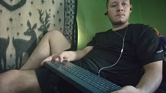 Snapshot of sweet_cock28 chatting on July 2026 02:08:02 PM sweet cock28 online show from July 2026 02:08:02 PM