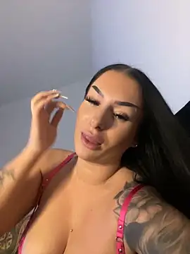 Mia-Bremer online show from January 2025 04:18:01 PM