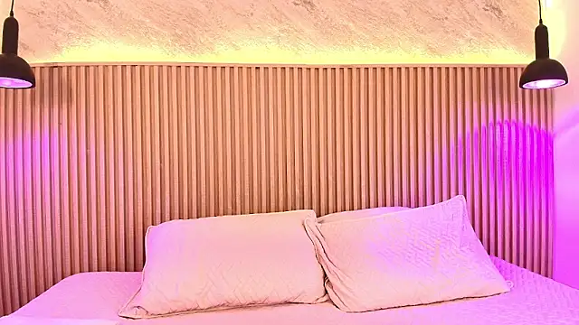 Snapshot of big_tits_in_your_face chatting on October 2025 08:32:02 PM big tits in your face online show from October 2025 08:32:02 PM