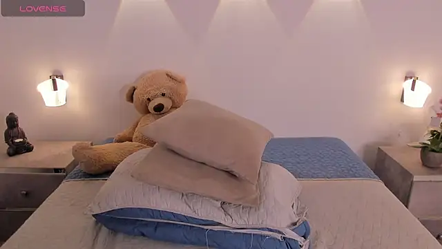 natassha1 online show from January 2025 02:19:01 PM