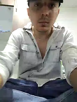 axeldaviid online show from March 2026 02:30:02 AM