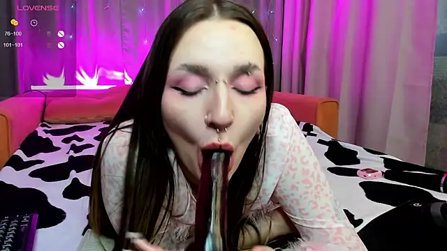 Pink diablo online show from December 2024 04:09:02 AM