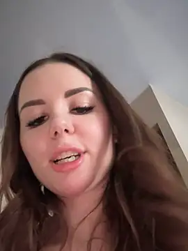 Alina Vibe Me online show from March 2025 02:45:01 AM