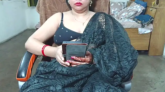 Cute Mahi22 online show from October 2025 11:17:02 PM