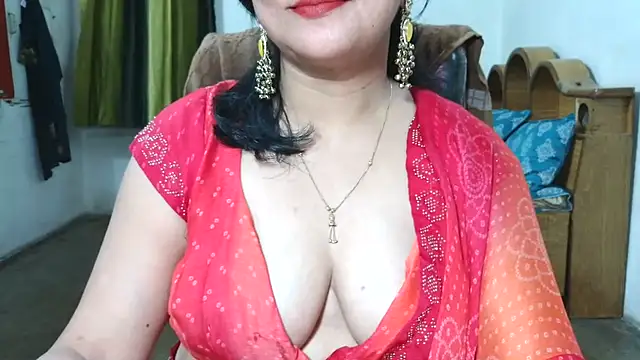 Snapshot of Cute_Mahi22 chatting on July 2026 06:23:01 PM Cute Mahi22 online show from July 2026 06:23:01 PM