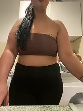 Snapshot of Sarahkhaalifa chatting on June 2026 08:44:02 PM Sarahkhaalifa online show from June 2026 08:44:02 PM
