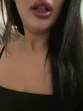 Snapshot of Sarahkhaalifa chatting on July 2026 09:19:02 PM Sarahkhaalifa online show from July 2026 09:19:02 PM