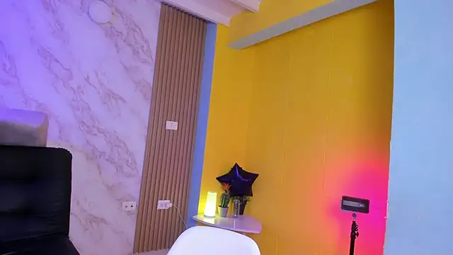 Megan blue7 online show from October 2025 11:42:02 AM