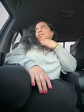 kimmiakiss22 online show from October 2025 11:57:02 PM