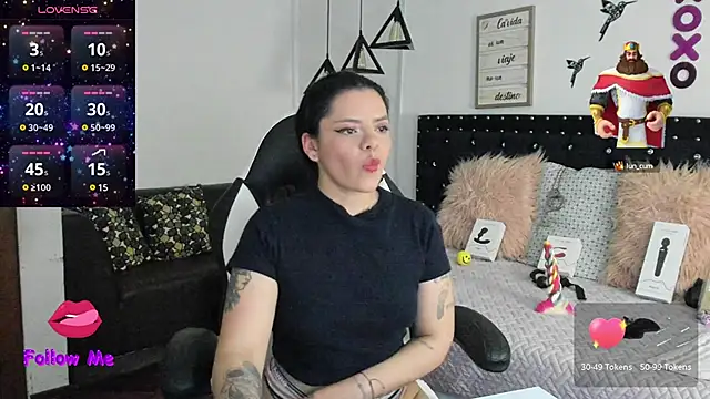natasha logan  online show from December 2024 04:14:02 AM