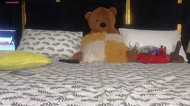 Snapshot of Sexy_sharntel chatting on October 2025 11:05:01 PM Sexy sharntel online show from October 2025 11:05:01 PM