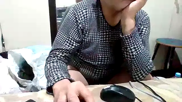 asira39 online show from November 2025 12:22:02 AM