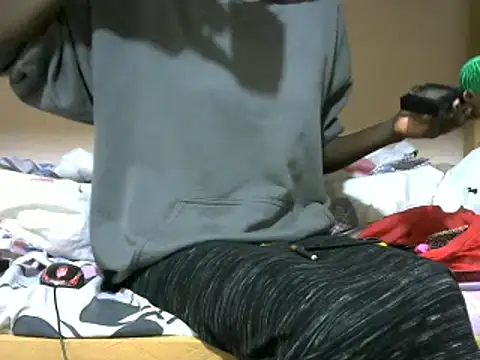 sweet vee42 online show from December 2024 09:51:02 AM