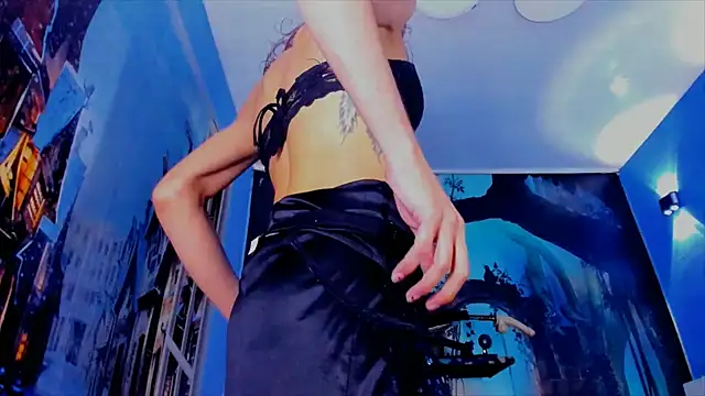 alessa brown74 online show from October 2025 01:21:01 PM