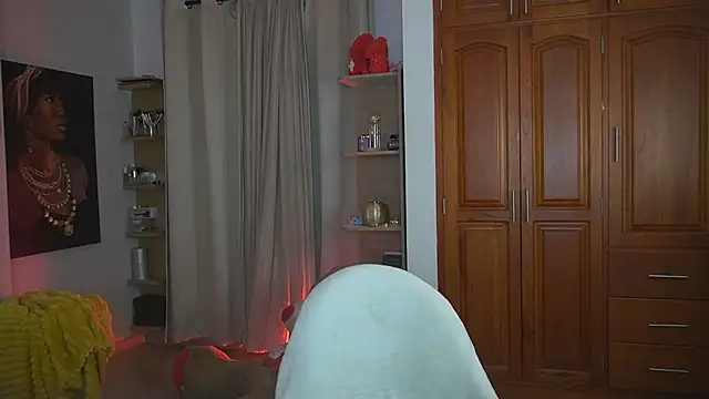 astreaharmonia online show from November 2025 11:15:01 PM