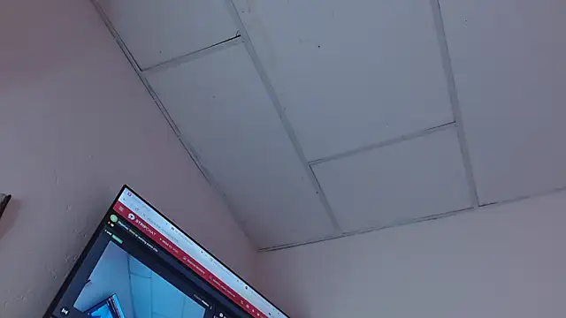 Snapshot of Dakota_bumm chatting on October 2025 06:20:01 PM Dakota bumm online show from October 2025 06:20:01 PM