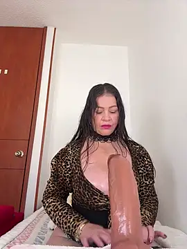 selena369 online show from April 2026 01:17:02 PM