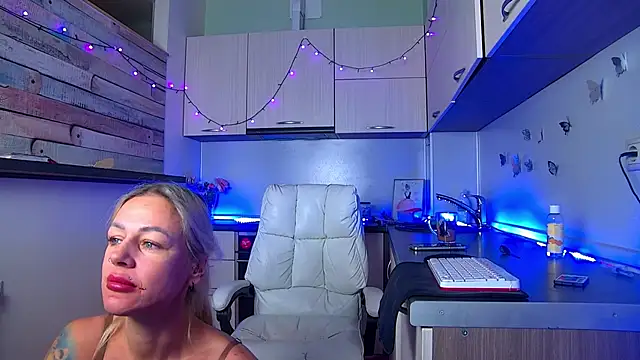 Skinny Nally online show from March 2026 01:24:02 AM