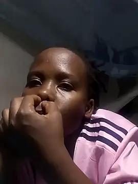 Queentesi online show from January 2025 05:54:02 PM