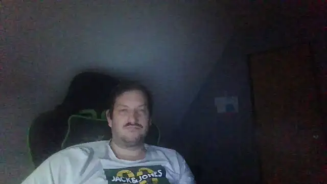 Snapshot of Golffahrer1982 chatting on October 2025 10:25:02 PM Golffahrer1982 online show from October 2025 10:25:02 PM