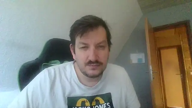 Snapshot of Golffahrer1982 chatting on October 2025 11:36:02 AM Golffahrer1982 online show from October 2025 11:36:02 AM