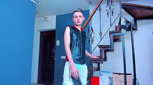 andboyfor6 online show from February 2025 08:54:01 PM