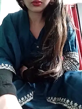 Noor Darliing online show from April 2026 03:19:02 PM