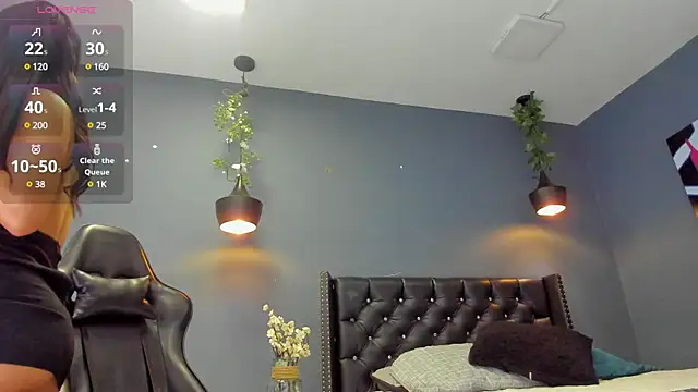 Snapshot of Sophiietaylor chatting on February 2025 11:44:01 PM Sophiietaylor online show from February 2025 11:44:01 PM