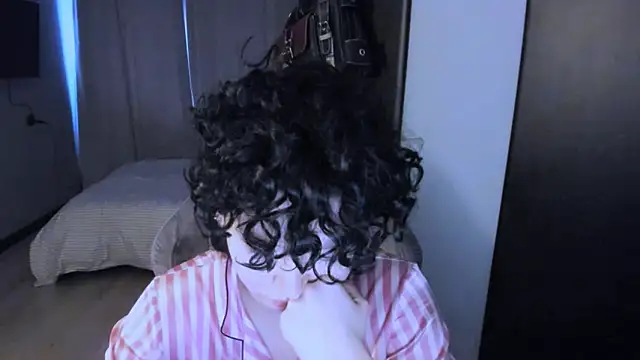 MiraiiTae online show from January 2025 10:40:01 AM