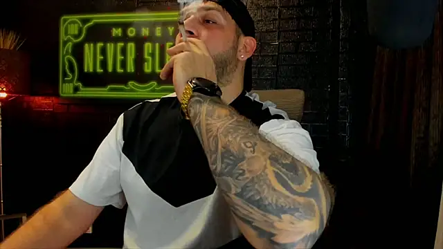 LexXHardy online show from February 2025 06:02:02 PM