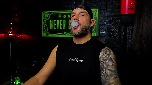 LexXHardy online show from September 2025 02:12:01 AM