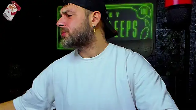 LexXHardy online show from November 2025 03:12:01 PM