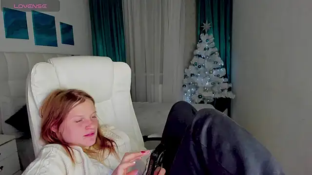 Snapshot of Kathlyn__Heath chatting on January 2025 09:55:02 PM Kathlyn Heath online show from January 2025 09:55:02 PM