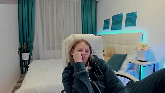 Snapshot of Kathlyn__Heath chatting on February 2025 07:23:01 PM Kathlyn Heath online show from February 2025 07:23:01 PM