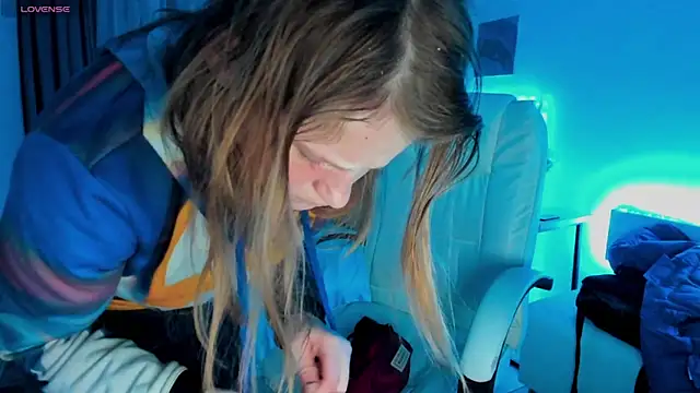 Snapshot of Kathlyn__Heath chatting on March 2025 09:49:01 PM Kathlyn Heath online show from March 2025 09:49:01 PM