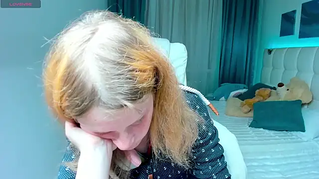 Snapshot of Kathlyn__Heath chatting on September 2025 07:19:02 PM Kathlyn Heath online show from September 2025 07:19:02 PM